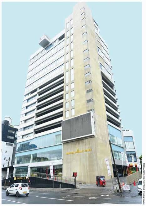 State of the Art Multi Storied  Nawaloka  Specialist Center Colombo