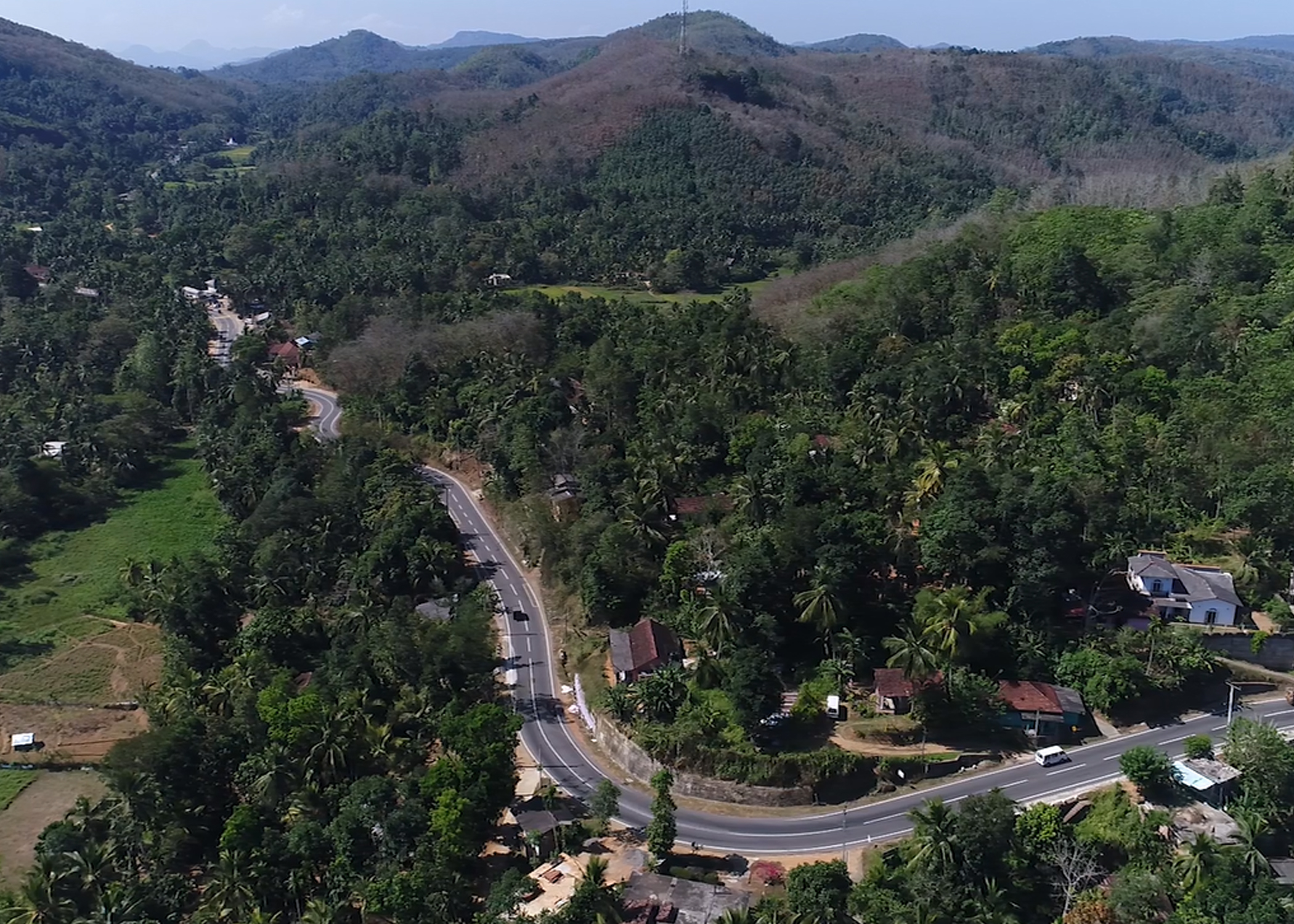 Galigamuwa- Ruwanwella-Karawanella  Road